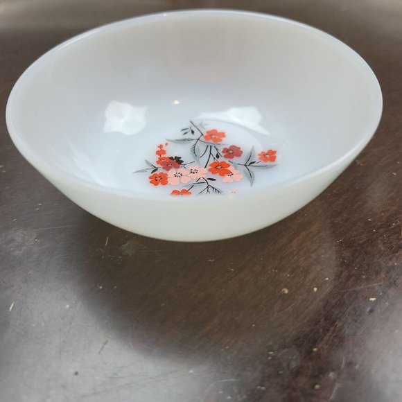 Fire King OVEN Primrose‎ Round Saucer Only Anchor Hocking 6 inch Milk Glass - Picture 2 of 5